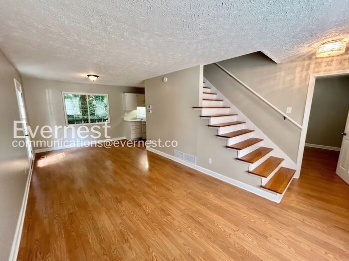 2771 Skyland Dr Ne - Photo 6 of 31