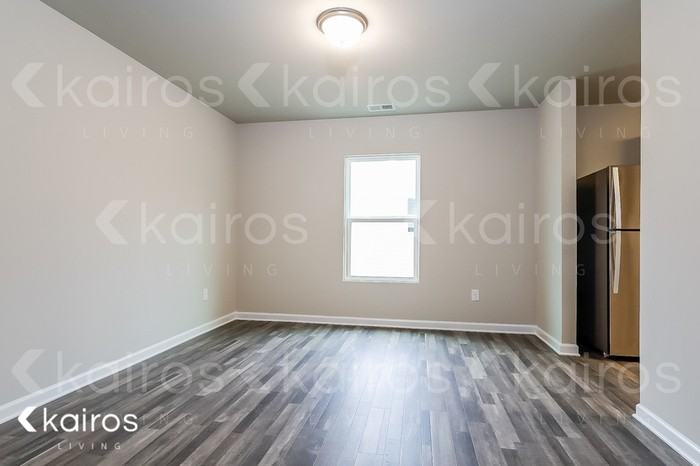 216 Indian River Dr - Photo 5 of 18