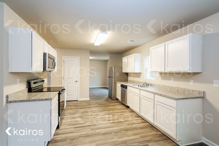 216 Indian River Dr - Photo 6 of 18