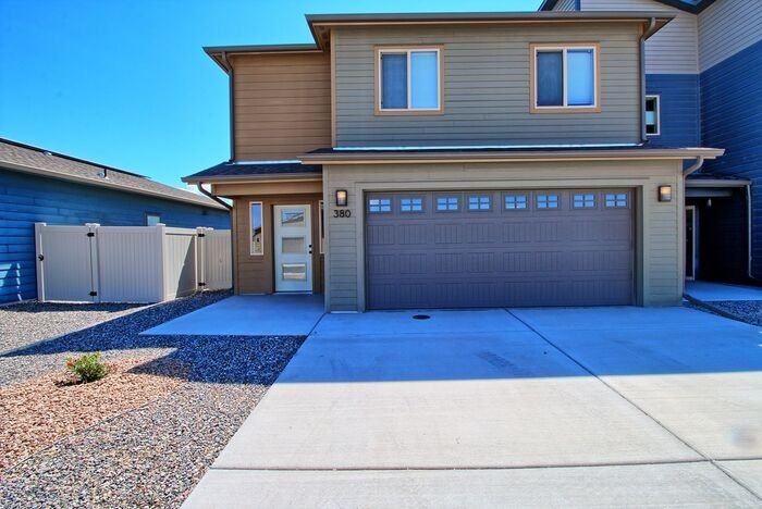 380 White River Dr - Photo 2 of 30