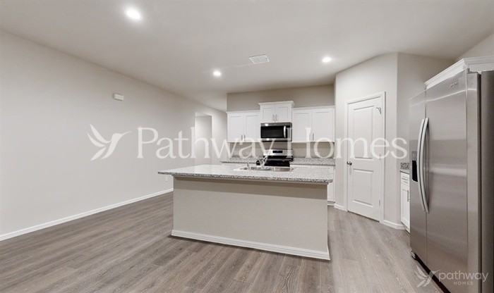 1609 Vandemere Ct - Photo 5 of 18