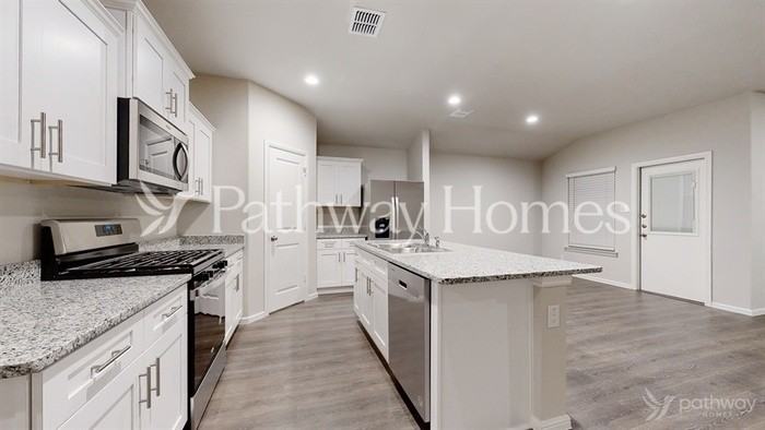 1609 Vandemere Ct - Photo 6 of 18