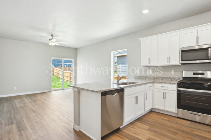 857 Emerald Lakes St - Photo 4 of 14