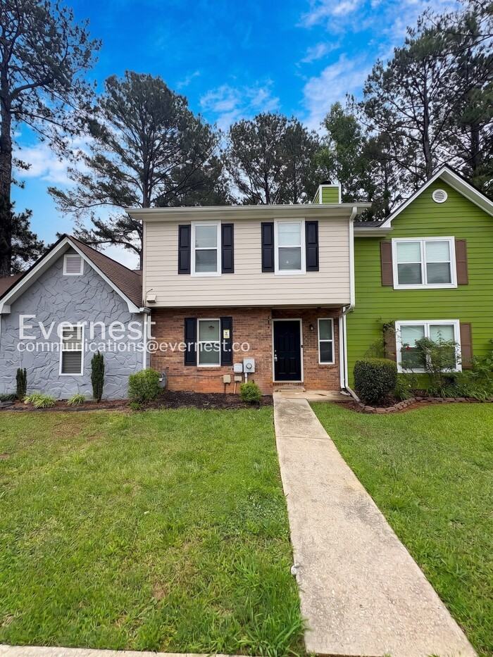 102 Palisades Pointe - Photo 2 of 24
