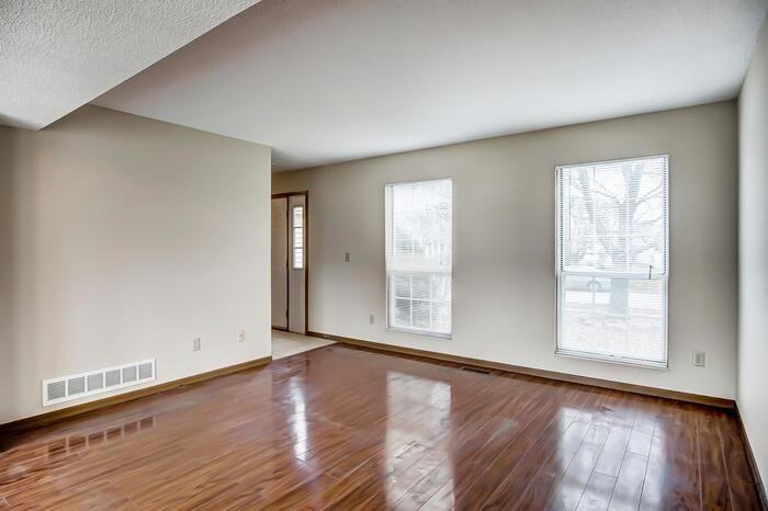2941 Badger Dr - Photo 2 of 11