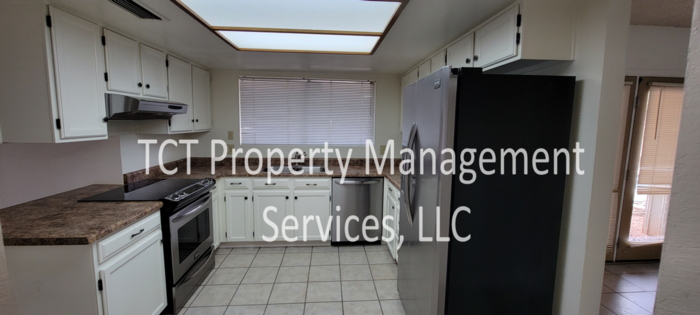 6601 S Mckemy St - Photo 5 of 12