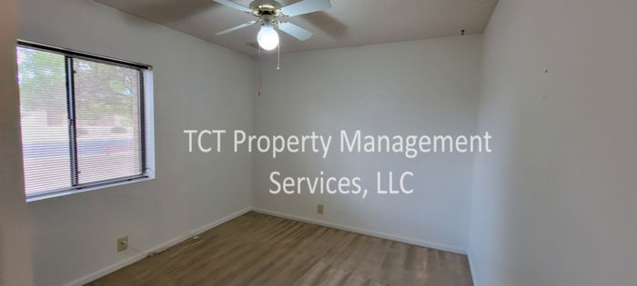 6601 S Mckemy St - Photo 6 of 12