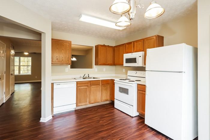 3326 Waldrop Trl - Photo 6 of 15