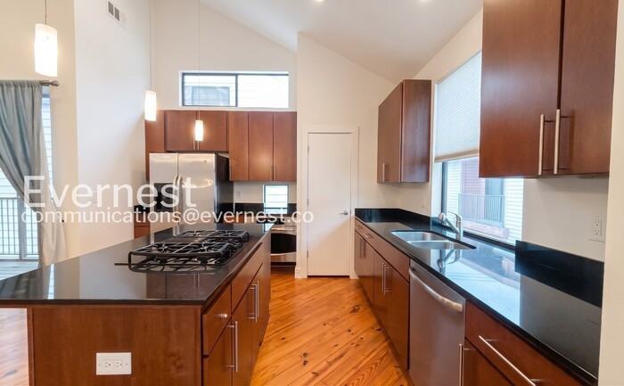 4508 Maxie St #B - Photo 3 of 29