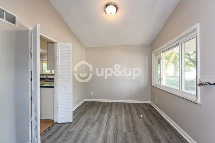 905 Barat Ln - Photo 6 of 16