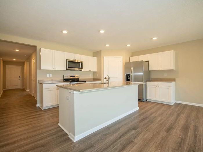 829 Lotus Dr - Photo 2 of 18