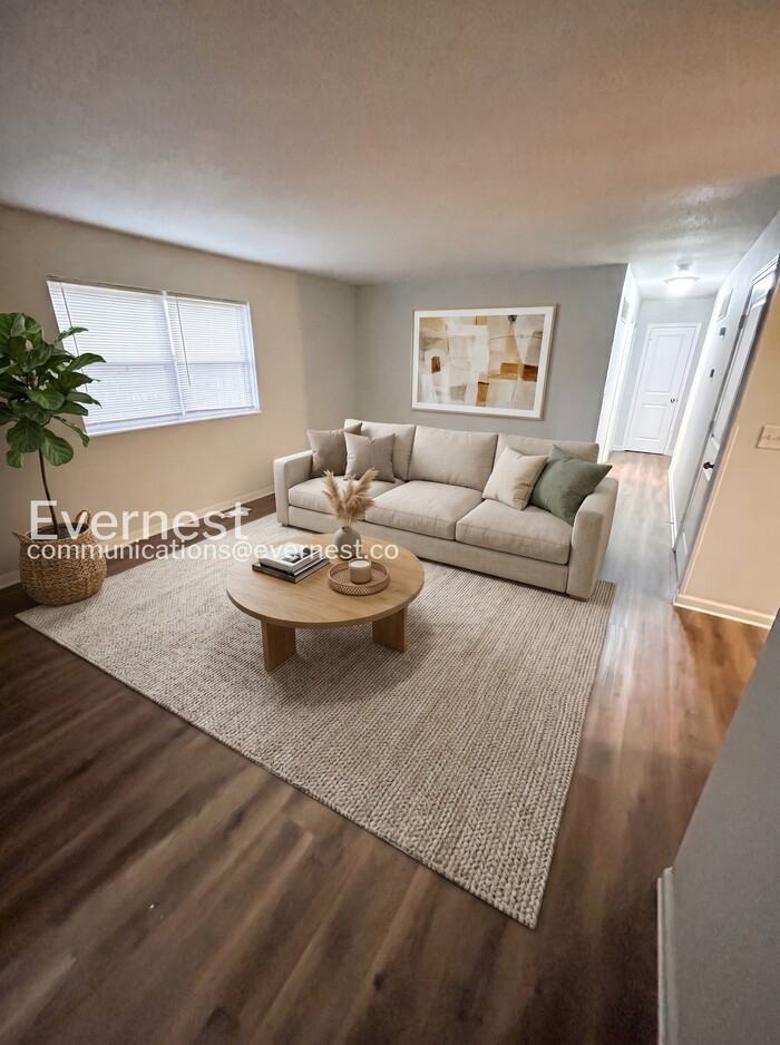 11635 Hazeloak Dr - Photo 4 of 24