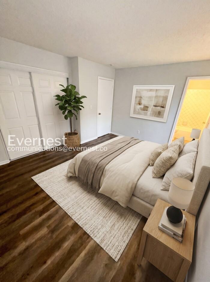 11635 Hazeloak Dr - Photo 5 of 24
