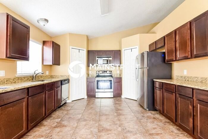 3806 Sleepy Hill Oaks Loop - Photo 6 of 16