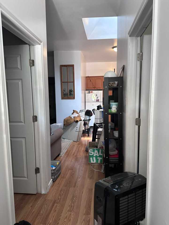 39 Victoria Street West #3 - Photo 6 of 12