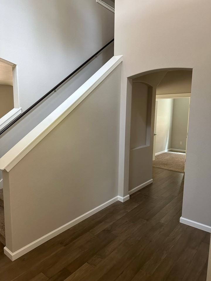 4254 Dudley Dr Ne #1 - Photo 4 of 25