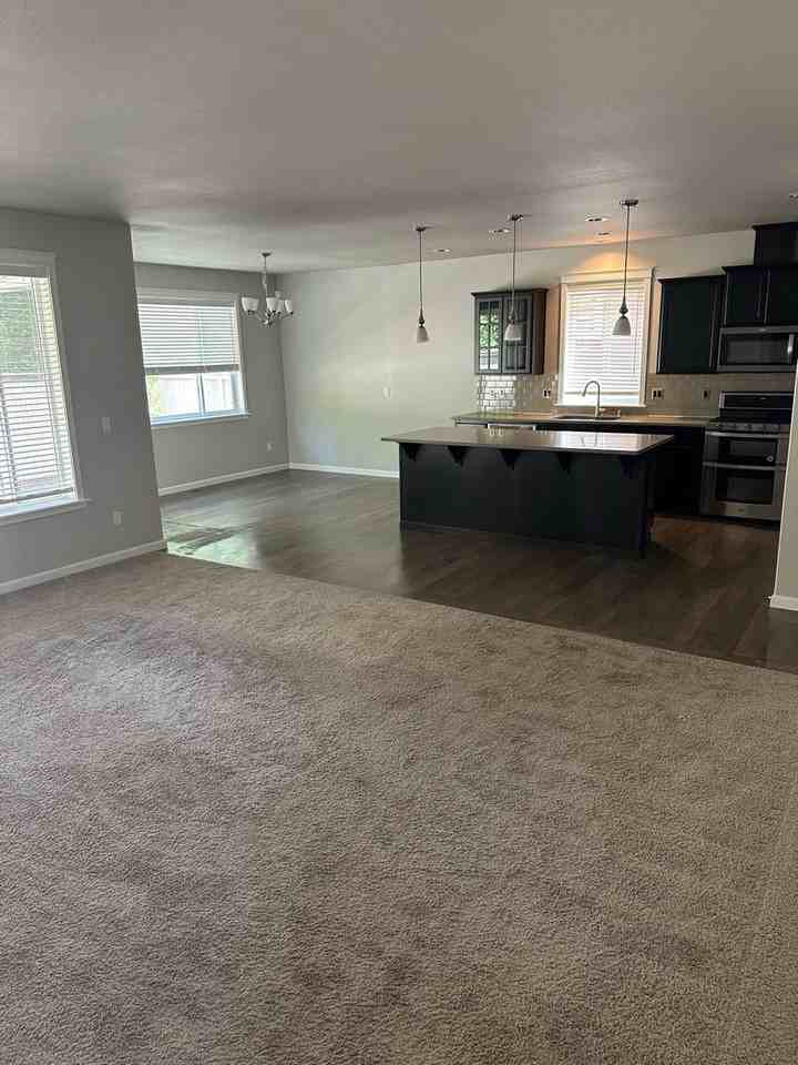 4254 Dudley Dr Ne #1 - Photo 7 of 25