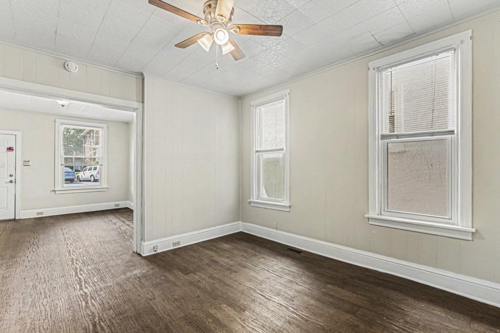 523 Bosler Ave - Photo 4 of 19