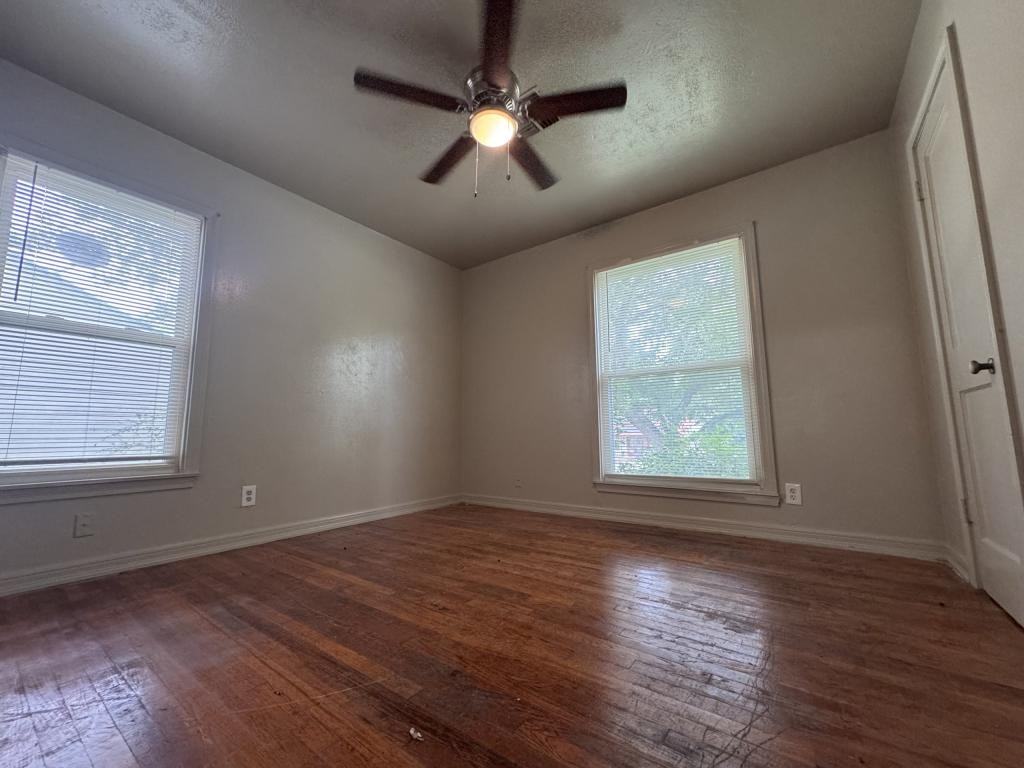 1511 S 11th St - Photo 6 of 6