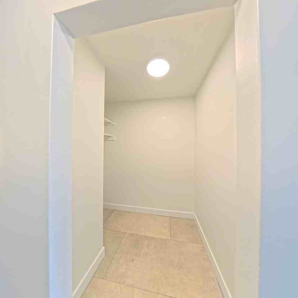1540 Haro Street - Photo 10