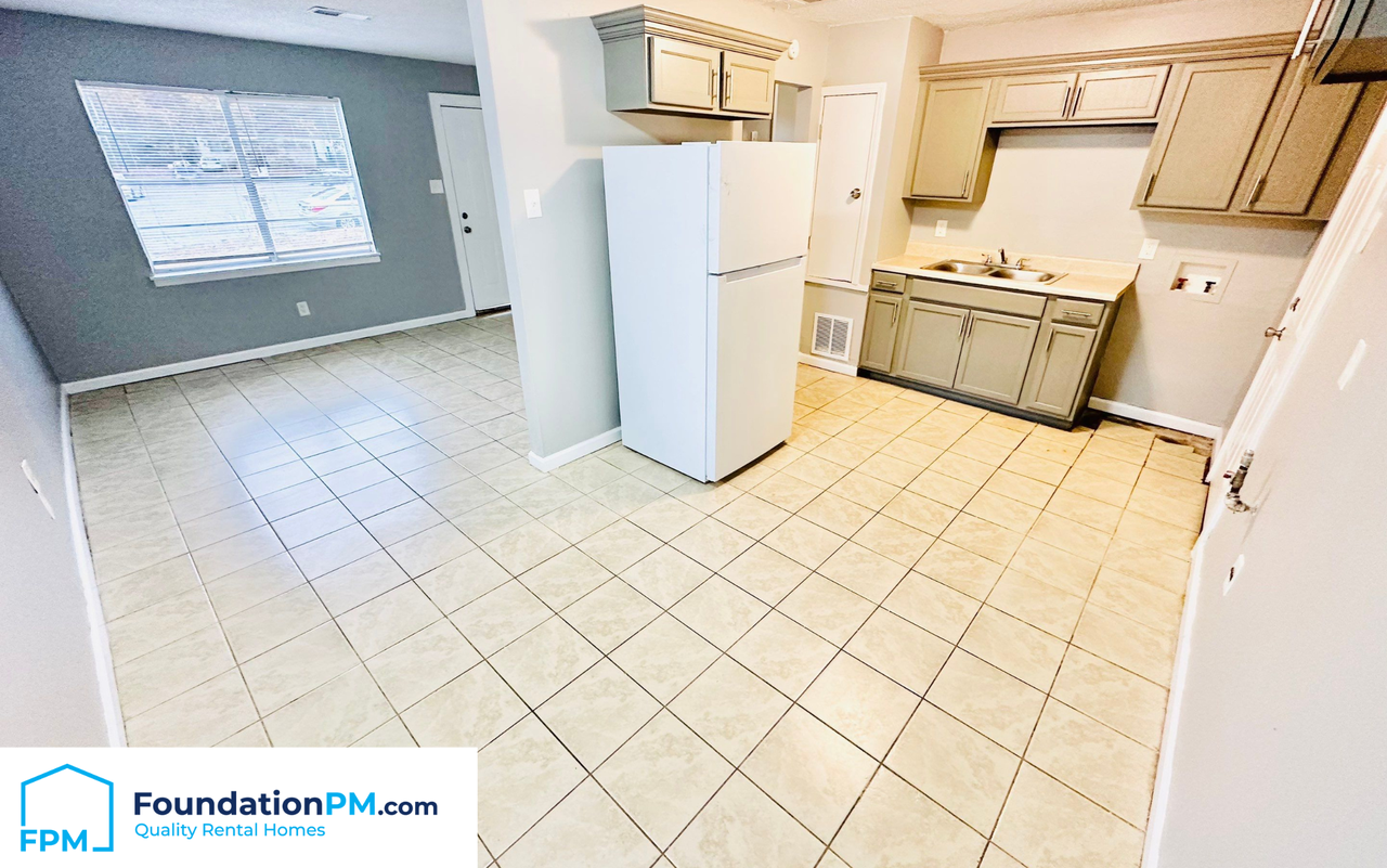 4503 Beacon Hill Dr - Photo 5 of 10