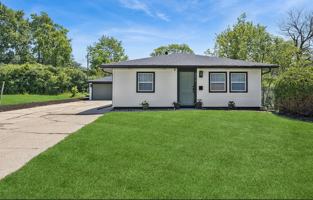 featured image of 570 Andover St #1