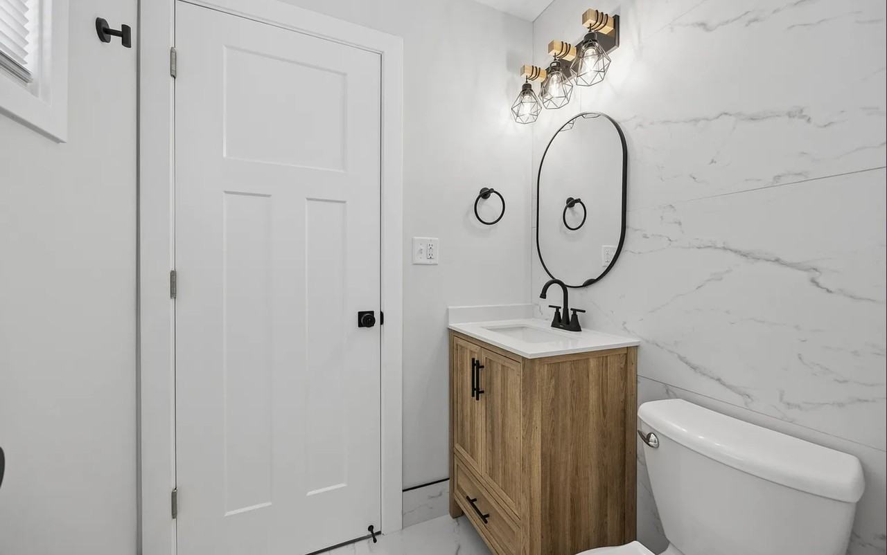 570 Andover St #1 - Photo 6 of 10