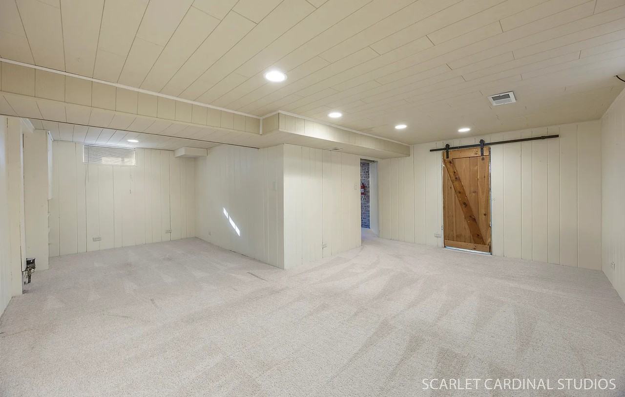 882 Hillside Ave #1 - Photo 5 of 10