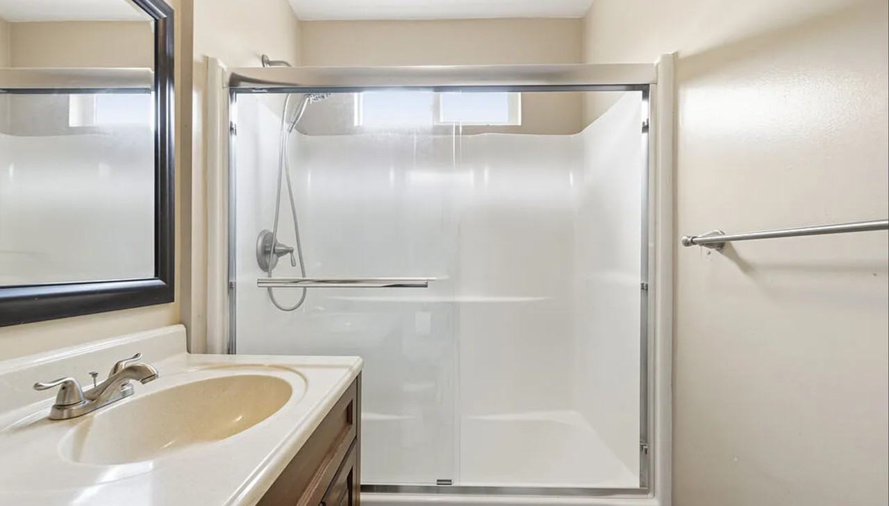 16901 Simonds St #1 - Photo 5 of 7