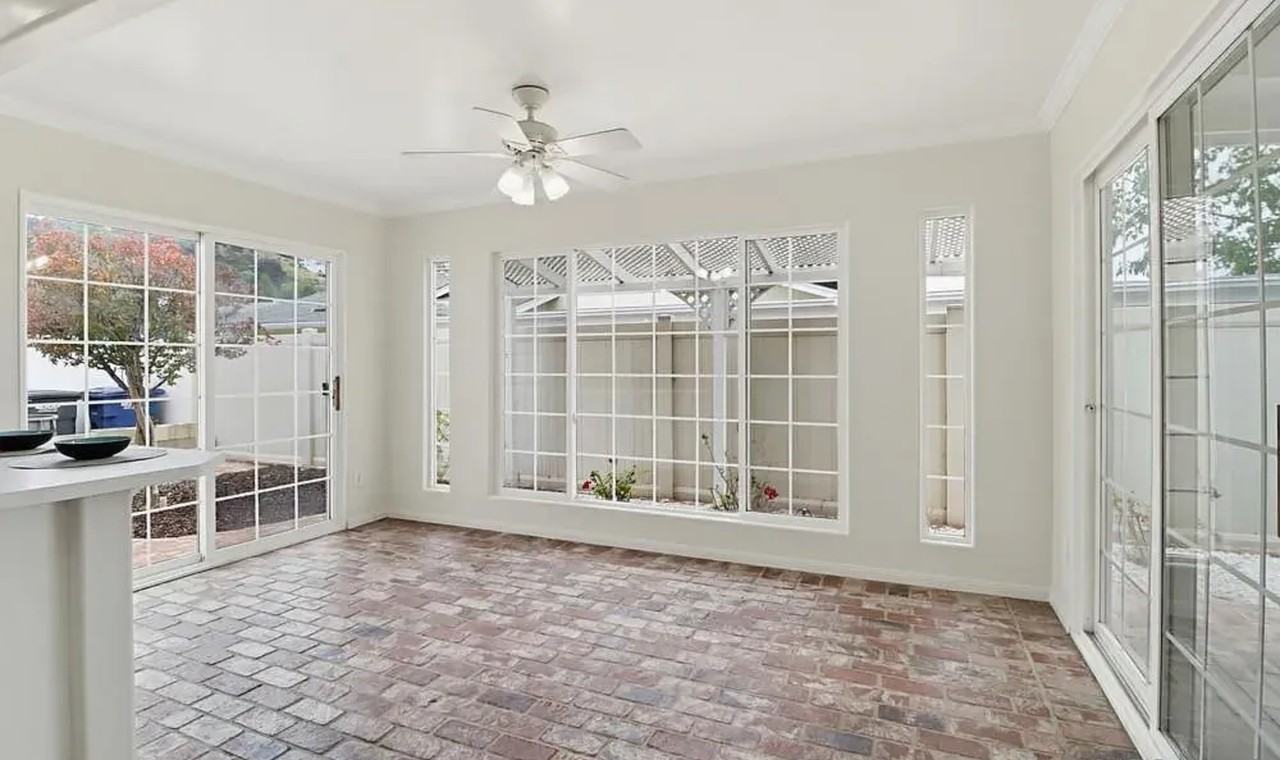 1362 Saddleview Ct #1 - Photo 4 of 10