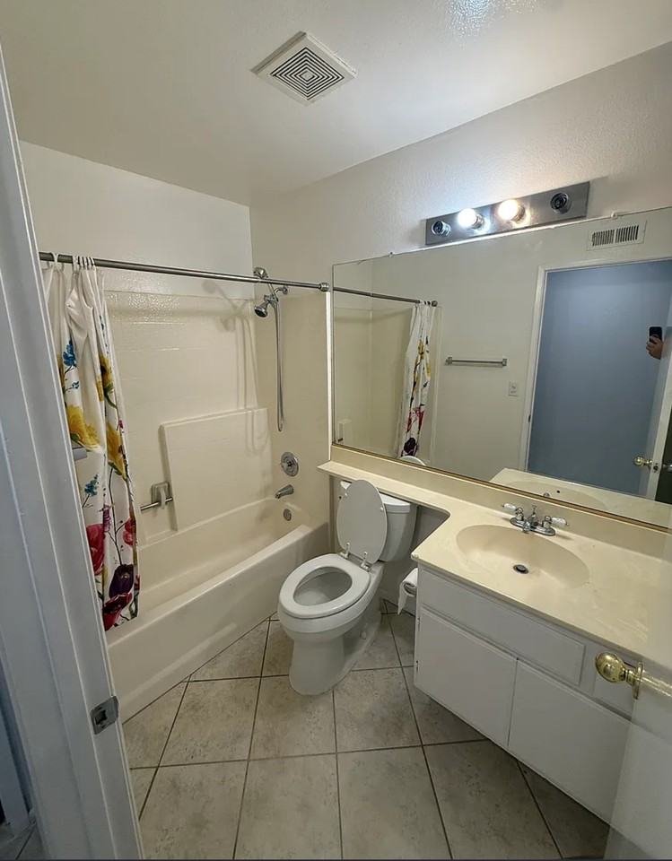 1762 Laine Ave #1 - Photo 7 of 9
