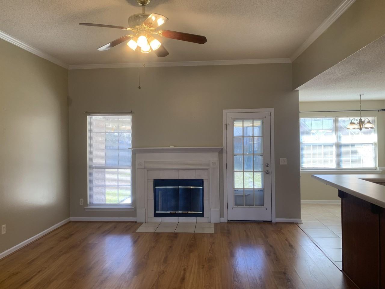 1169 P023Cumberland Drivre - Photo 5 of 10