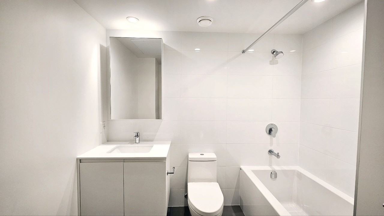 3833 Evergreen Place #8F - Photo 5 of 19