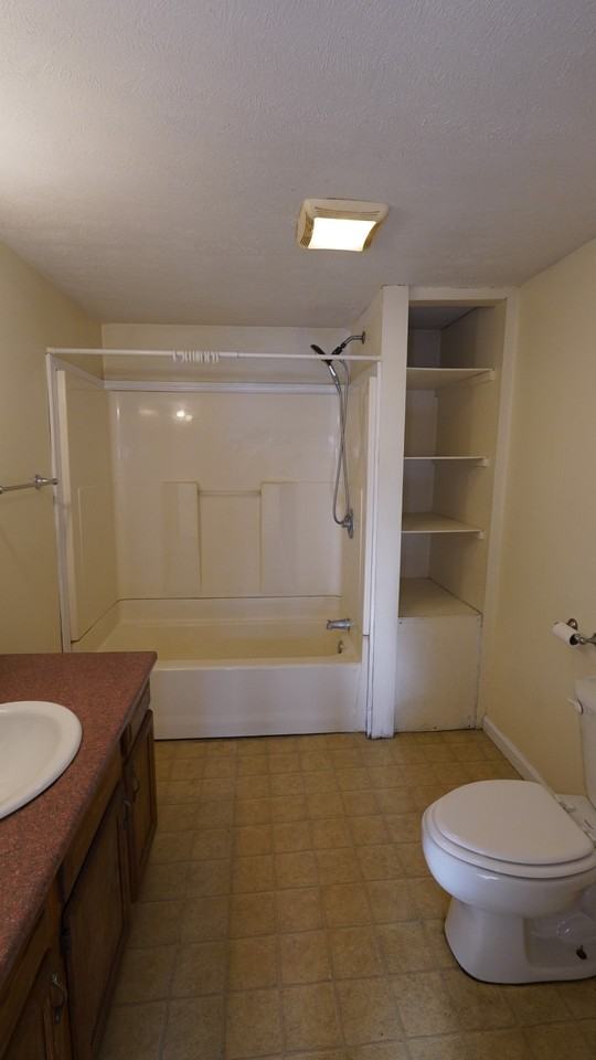40 E Fayette St - Photo 7 of 17