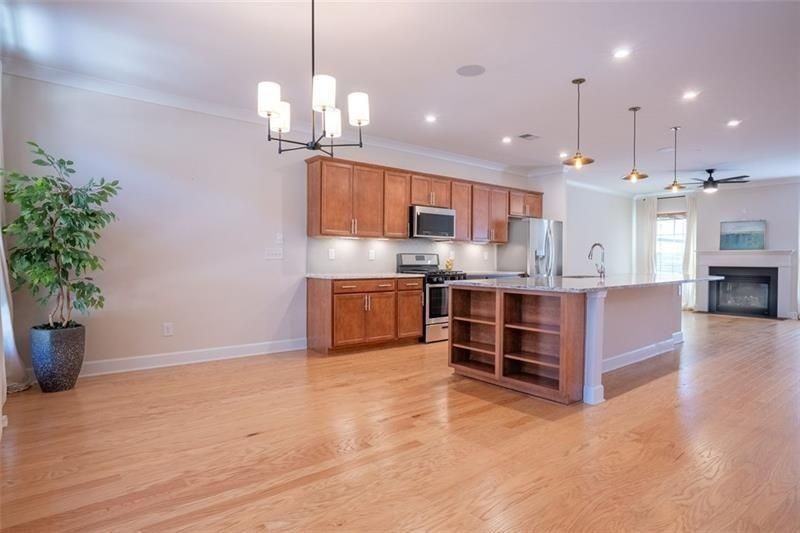 1059 Caruso Dr - Photo 3 of 19