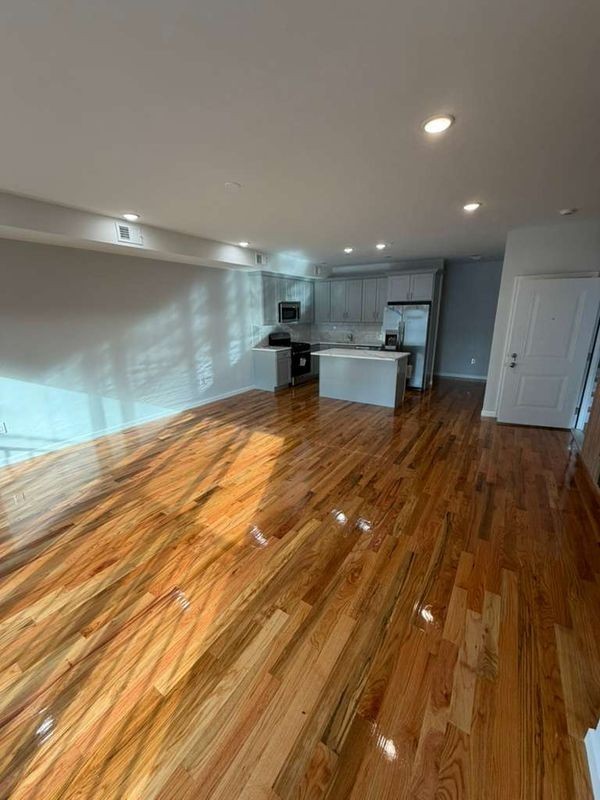 148 Dewey St - Photo 2 of 15