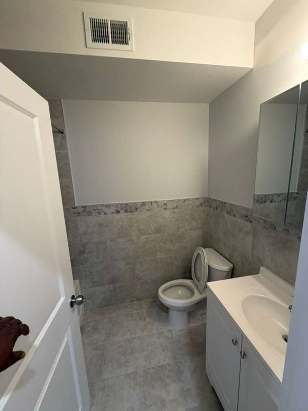 148 Dewey St - Photo 4 of 15