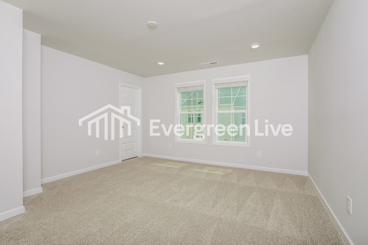 1014 Postmaster Lane - Photo 6 of 15