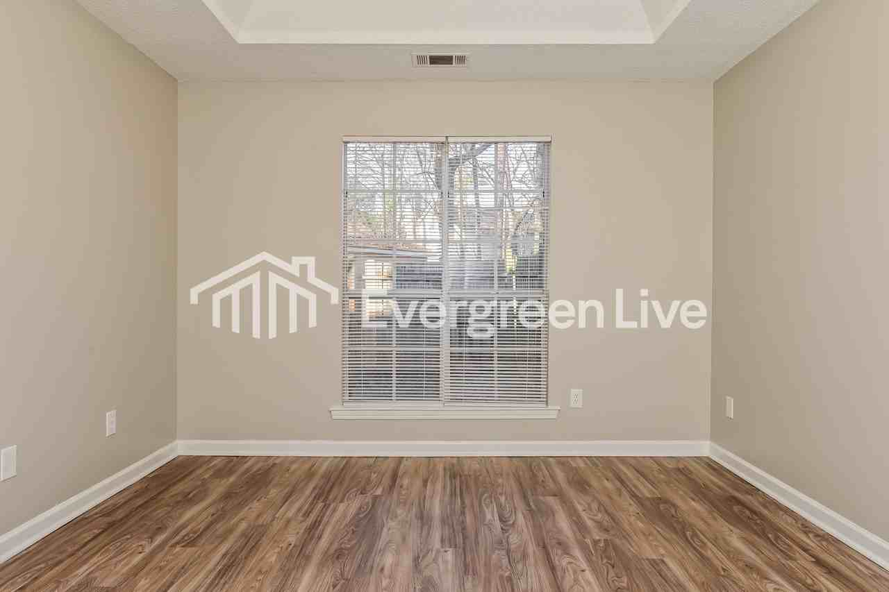 3431 Hollow Oak Dr - Photo 7 of 15
