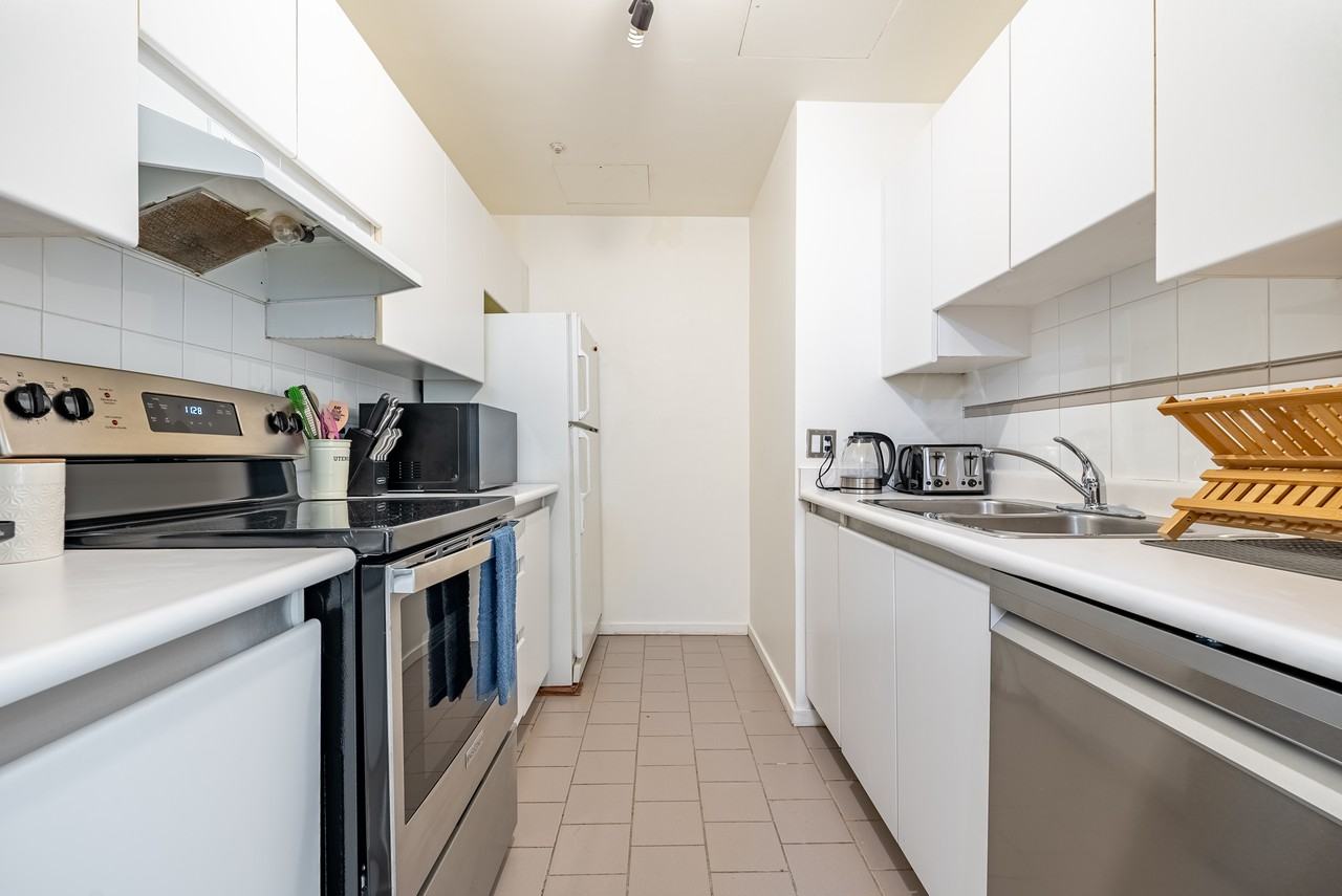 989 Nelson Street #311 - Photo 5 of 15