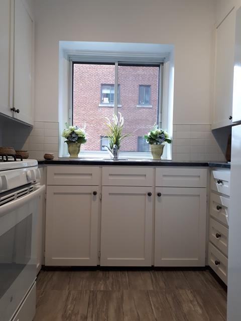 3555 Av Atwater — photo 1