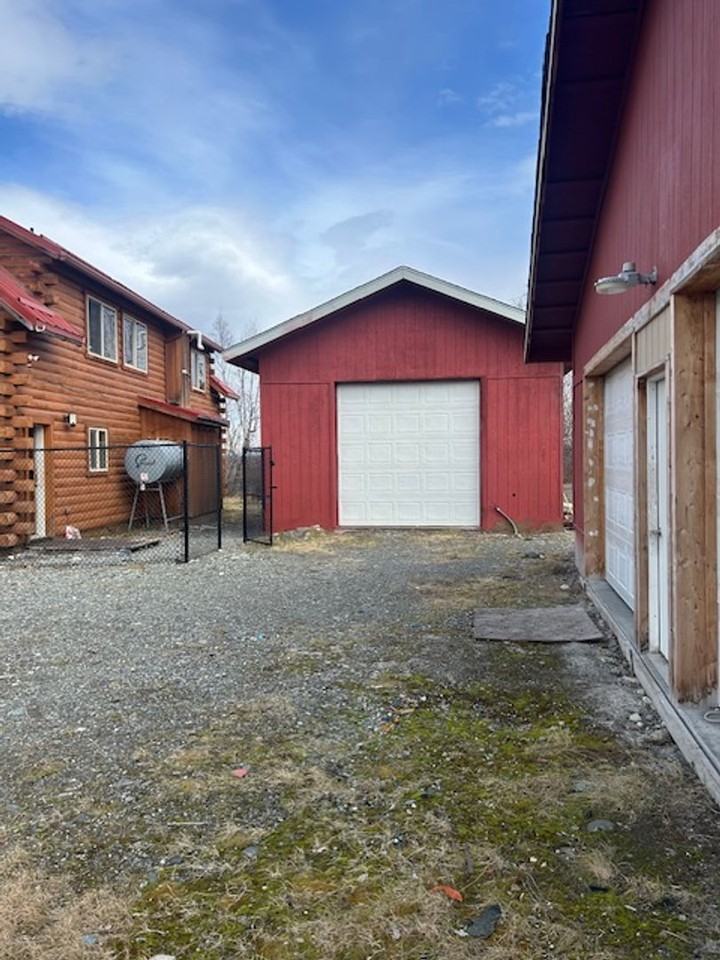8668 W Grebe Ct - Photo 6 of 26