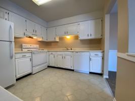 featured image of 12273 Woodside Dr