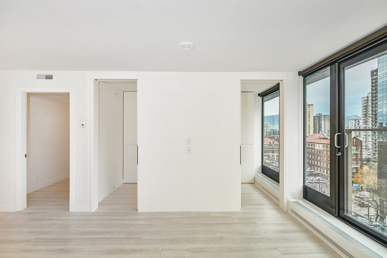 1133 Hornby St #1501 - Photo 7 of 19