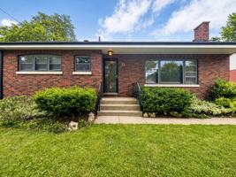 featured image of 73 Eugenia St