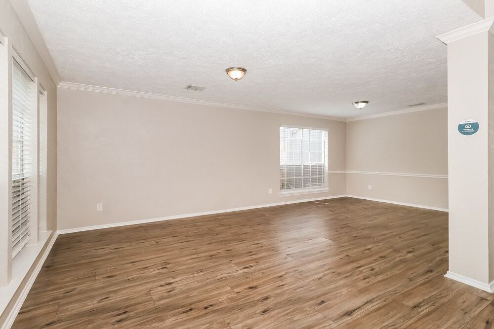 17116 Valley Glen Rd - Photo 4 of 17