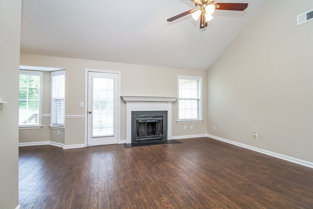 403 Wildlife Ct - Photo 4 of 16
