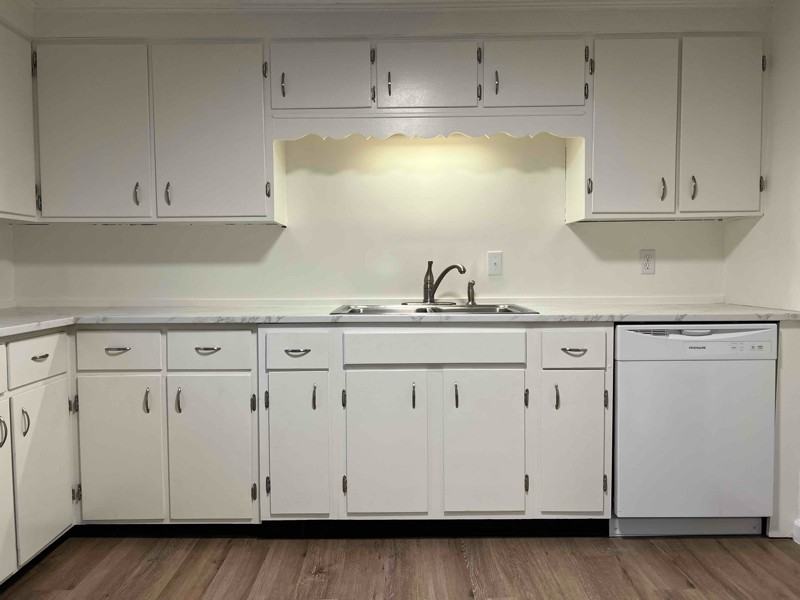 14 N Fayette St - Photo 3 of 17