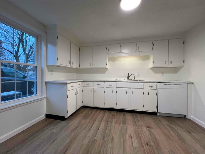 14 N Fayette St - Photo 4 of 17