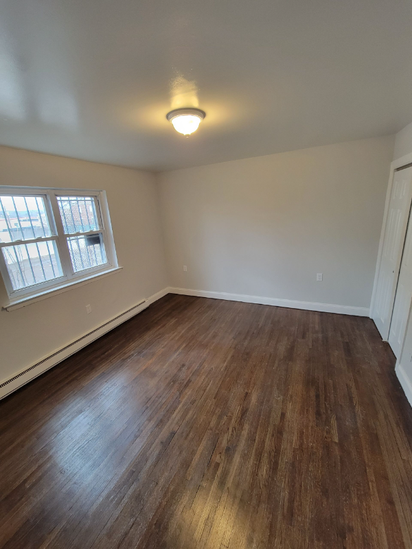 125 William St #07 - Photo 7 of 12